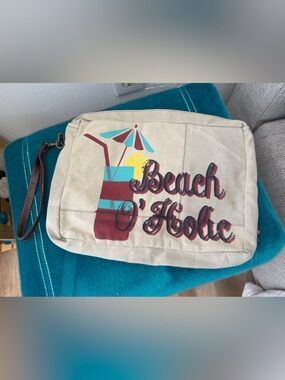 Beach O'Holic Canvas Wristlet Clutch